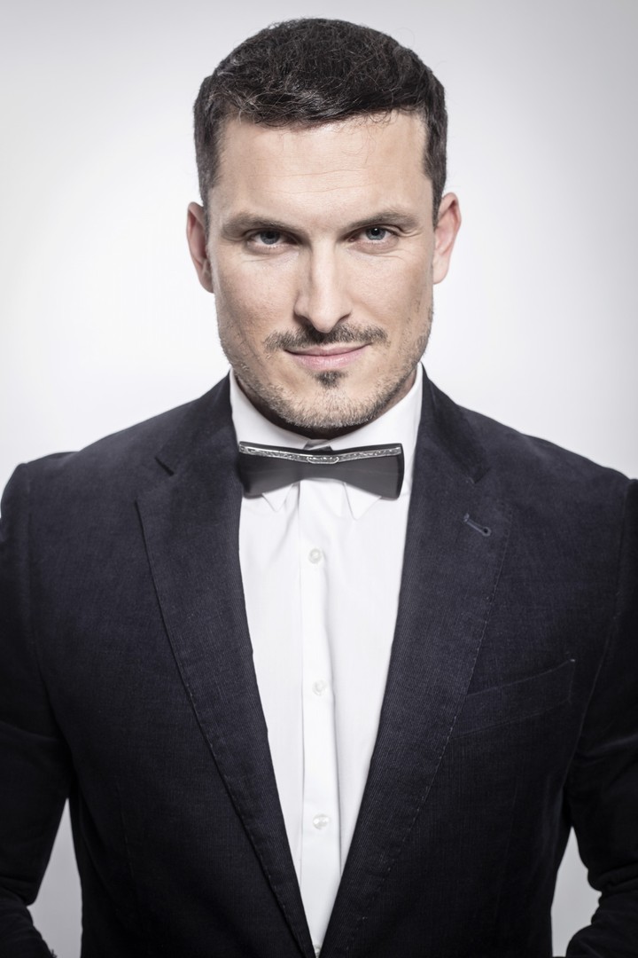 1890 - Kolenik motylik